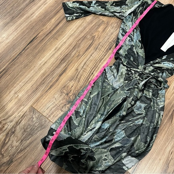 NWT Diane Von Furstenberg Long Sleeve Wrap Dress - Picture 5 of 7